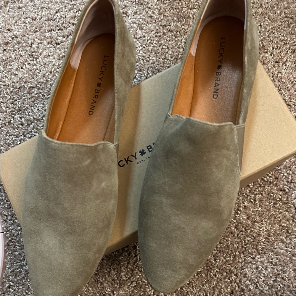 Lucky Brand shoes. Brand new suede flats. Very small wedge.